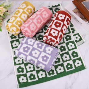 Serviette de sport jacquard en coton 100% teint en fil de haute qualité, logo personnalisé, tissu éponge absorbant, doux et respirant, couleur personnalisée, serviette de golf - Product Image 4