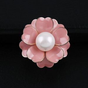 Flower Shape Gold Plated Alloy Brooch with Colourful Rhinestone Drilled Design Women Wedding Party Gift High Quality Jewelry - Product Image 5