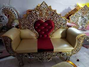 Wholesale Royal Style Wooden Wedding <b>Sofa</b> with Premium Solid <b>Wood</b> Construction and Upholstered Seating for Bride Groom Stage - Product Image 1