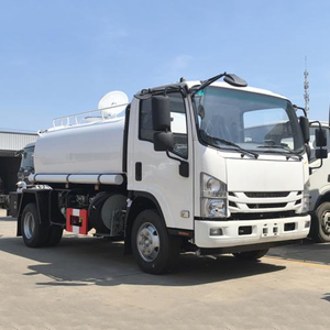 รถบรรทุกอีซูซุ 700P 4x2 เครื่องยนต์ดีเซล 120 แรงม้า พร้อมถังเก็บน้ำ ยูโร 6 - Product Image 3