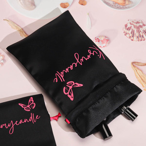 Bolsa de Satén Negra de Alta Gama para Botellas de Vino y Perfume, con Cordón, Logotipo Personalizado Impreso, Bolsa de Embalaje de Satén con Cordón - Product Image 3