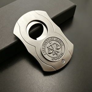 Cortador de Cigarros de 2 Dedos Grabado y Duradero de Proveedor Chino Premium, Logotipo Personalizado en Acero - Product Image 1