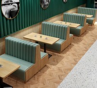 Bancs de restaurant en bois personnalisables avec table intégrée, banquette demi-cercle pour restaurant et commerce