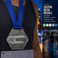 Médaille personnalisée de demi-marathon en métal doré antique, récompense de course sur mesure, médaille de finisseur pour les événements de club de course de 21 km et 42 km