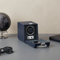Boîte à remontoir de montre rectangulaire mini LED écologique faite à la main avec arrêt automatique, plusieurs couleurs, en cuir PU, connectée par USB, étui de rangement pour montres