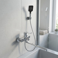Ensemble de douche mural en laiton poli de haute qualité avec robinet de baignoire et jet doux pour salles de bain d'appartements et d'hôtels