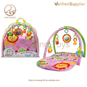 Venta caliente lindo niño y niña dibujos animados bebé actividad juego Mat suave colgante juguete con almohada para uso doméstico BEBÉ JUGAR <span class=keywords><strong>GIMNASIO</strong></span> - Product Image 4