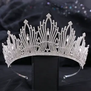 2025 Nueva Corona nupcial verde <span class=keywords><strong>princesa</strong></span> Tiara Diadema con traje de diamante fiesta accesorios de boda para mujeres - Product Image 1