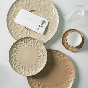 Assiette de présentation <span class=keywords><strong>vert</strong></span> clair bordée de fleurs assiette à salade en porcelaine assiette à dîner plats de service pour mariage et restauration - Product Image 3