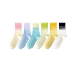 Fabrication de <span class=keywords><strong>chaussettes</strong></span> de qualité personnalisées pour femmes, <span class=keywords><strong>jolies</strong></span> <span class=keywords><strong>chaussettes</strong></span> de Saint Valentin en coton de bambou côtelé rouge avec logo brodé - Product Image 4