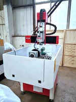 Semi-cerrado pesado de estructura de acero de molde de metal cnc router 3 ejes de la máquina de fresado cnc CA-4040 CA-6060