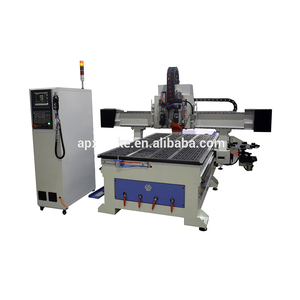 Productos al por mayor Italia husillo cnc máquina de corte de cuero Aplicación de cuero de alfombra de tela - Product Image 1