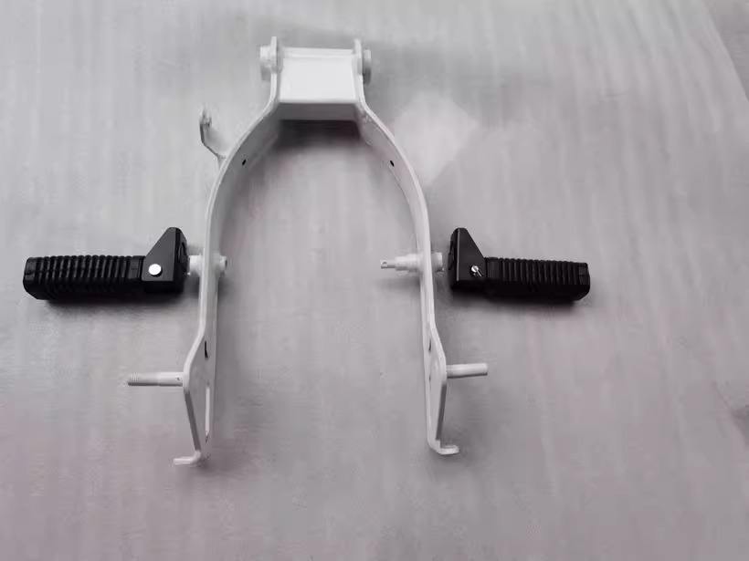 Blanco con reposapiés