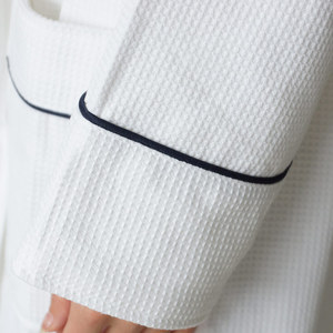 Custom Embroidered Logo 5 Star Hotel White 100% Cotton <strong>Waffle</strong> <strong>Women</strong> And Men Bath <strong>Robe</strong> Wholesale Bathrobe - Product Image 3