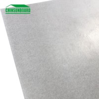 Panneau de mur extérieur renforcé de panneau de ciment de fibre d'isolation thermique de 12mm pour l'usage extérieur