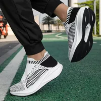 Chaussures de marche décontractées pour hommes, personnalisées en gros, en maille respirante, à semelle légère, style baskets de sport