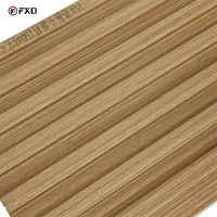 Panel de Pared Interior de WPC con Acabado de Madera de Alta Definición para Decoración de Salas de Exposiciones y Decoración de Paredes Interiores