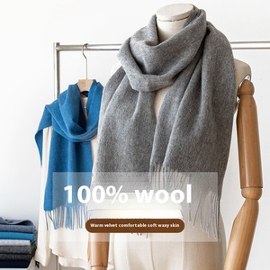 Sciarpa di Lusso in Lana <span class=keywords><strong>25</strong></span>: Tinta Unita, Morbida, Traspirante, Elegante, Unisex, Lunga, con Frange, Calda, Accessorio Invernale per Uomini e Donne, Ideale per Coppie - Product Image 3