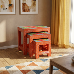 Ensemble de 3 tabourets gigognes modernes en bois massif peints à la main, fabriqués à la main en Inde, pour salon, ferme ou hôtel - Product Image 3
