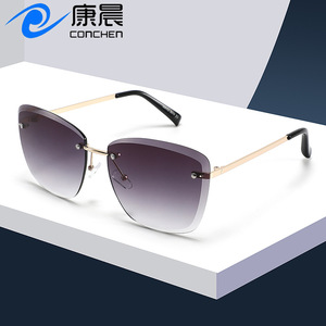 Gafas de Sol Unisex sin Marco, Lentes de PC con Protección UV400, Bisagras de Metal Negro, Almohadillas Nasales Ajustables, Ligeras, para Viajes, Moda y Conducción - Product Image 4