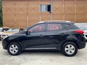 Auto Usado Barato, <span class=keywords><strong>Hyundai</strong></span> Ix35 2010, 2.0L GLS, Automático, Gasolina, 2WD/4WD, SUV Compacto, Bajo Precio - Product Image 3