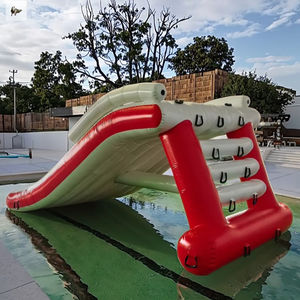 El más nuevo tobogán móvil de PVC para cruceros, inflables de agua, Tobogán de yate de diversión marina al aire libre para piscinas residenciales, el mejor - Product Image 1