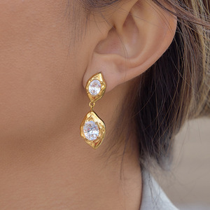 ต่างหูทรงหยดน้ำสแตนเลสประดับเพชรซิร์คอนทรงเรขาคณิตสำหรับงานปาร์ตี้ - Product Image 4