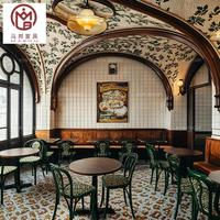 Tables rondes et chaises en bois légères pour café d'hôtel et restaurant ensemble de meubles en cuir pour banquette-canapé