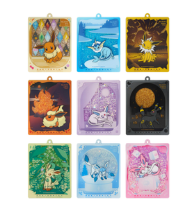 Coffret Cadeau Officiel Eevee Evolution, comprenant 9 Articles de Collection Eevee Evolution, Jeu de Cartes Pokémon - Product Image 5