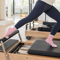 Calcetines de Yoga y Pilates Antideslizantes con Diseño de Puntos para Mujer, Personalizados al por Mayor, OEM, Tejidos en Jacquard, de Algodón, para Ejercicio y Deporte
