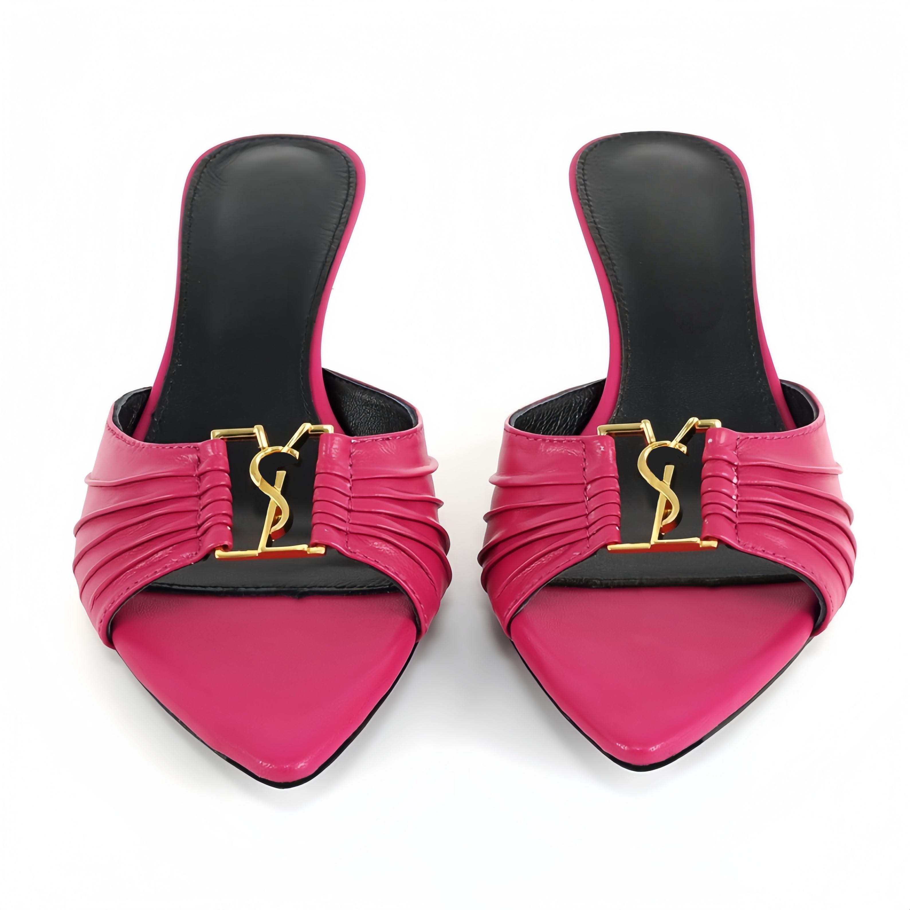 กุหลาบแดง