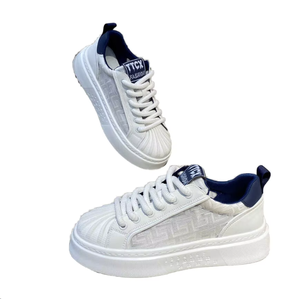 Chaussures de sport décontractées blanches tendance pour hommes, respirantes, évidées, à semelle épaisse en EVA, style polyvalent, nouvelle collection pour étudiants, doublure en maille - Product Image 3