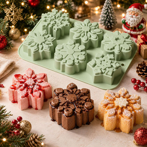 Molde de Silicona Antiadherente de 6 Cavidades con Forma de Copo de Nieve para Hacer Cubitos de Hielo Navideños, Pasteles y Postres - Product Image 3