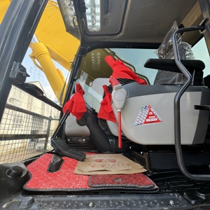 Excavadora Hidráulica Usada Komatsu PC450LC de 45 Toneladas, Motor Cummins, Cucharón de 2.3m, Tier 3, Sin DEF, Modelo 2024, 257kW de Potencia, Bomba Grande - Product Image 3