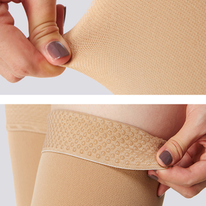Medias de Compresión Médicas Personalizadas OEM hasta el Muslo y la Rodilla, 15-23 mmHg, Antiembólicas, Varios Colores, Punta Abierta, Compresión Graduada - Product Image 2