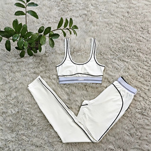 Set Yoga da Donna: Reggiseno <span class=keywords><strong>Sportivo</strong></span> e Leggings, 2 Pezzi, Tessuto Elasticizzato in Quattro Direzioni, Traspirante e Morbido in Spandex/Poliestere - Product Image 6