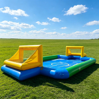Terrain de football gonflable géant commercial extérieur pour enfants, terrain de sport aquatique pour jeux d'eau et de savon
