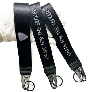 สายรัดข้อมือโทรศัพท์มือถือแบบทอสายคล้องมือถือแบบกำหนดเอง - Product Image 1
