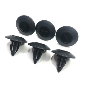 Auto Fastener Plastic <b>Clip</b> 24.5mm x 20.5mm for <b>Car</b> Side Skirt Trim Panel Mounting - Product Image 2