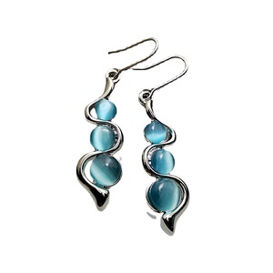 Orecchini Pendenti a Forma di Onda Bohémien con Dettaglio Stile Occhio Blu, Design Retrò, Accessori di Moda per Donne - Product Image 4