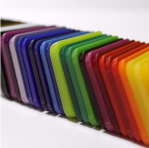Panneau de protection anti-éclaboussures en acrylique PMMA transparent pour comptoir et table à manger - Product Image 1