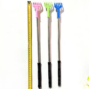 Grattoir à dos autoportatif R162, en tube d'acier, pour soulager les démangeaisons, le plaisir des seniors, vente en gros pour vendeurs de rue - Product Image 4