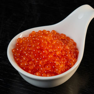 Topkwaliteit Zalm Kuit Rode Kaviaar Haccp/Iso/Halal/Eu Gecertificeerd Professioneel Voedzaam Bevroren Vis Eieren Doos Verpakking Te Koop - Product Image 2