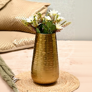 Pot de fleurs moderne en laiton doré, métal martelé conique, pour la décoration intérieure - Product Image 4