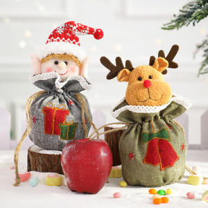 Petit cadeau de Noël Sacs à pommes Sac cadeau décoratif Cadeaux de Noël pour enfants Ensemble de jouets en peluche pour enfants - Product Image 3