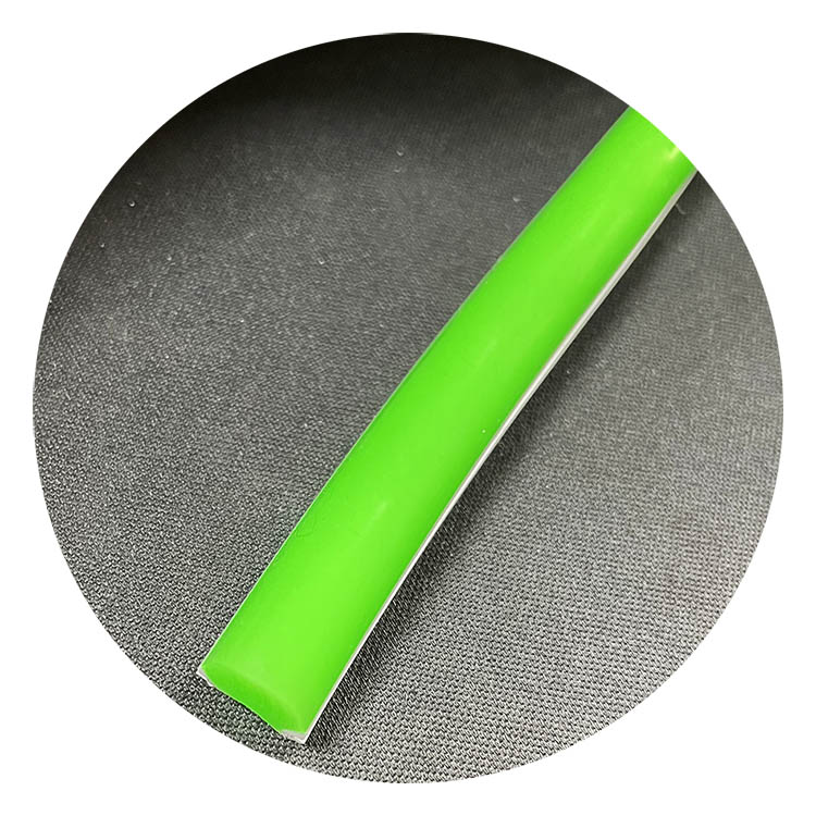 สีเขียว