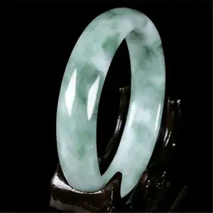 Natuurlijke Kleur Jade Bangle Hand-Gesneden Charm Drijvende Bloem Groene Jade Armband Mode Vrouwen Sieraden