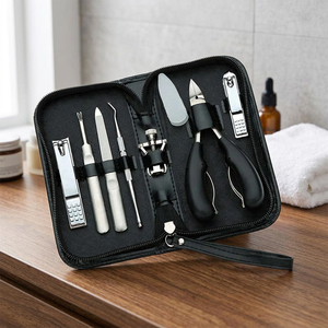 Kit de manucure et pédicure 8-en-1 en acier inoxydable allemand de haute qualité, écologique, portable, coffret de beauté style classique, vente en gros - Product Image 4