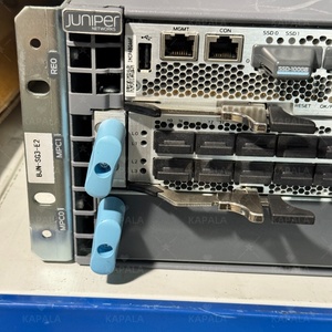 Conmutadores de Red Juniper MX10003-PREMIUM 2x RE JNP2103X1 JNP-MICI X1 con Licencia Premium - Product Image 3