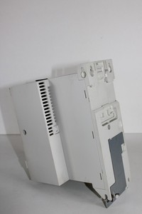ไดรฟ์ปรับความถี่แบบแปรผัน ACS380-040C-09A4-4ขนาด7.2แอมป์สำหรับพีเอลซี - Product Image 4